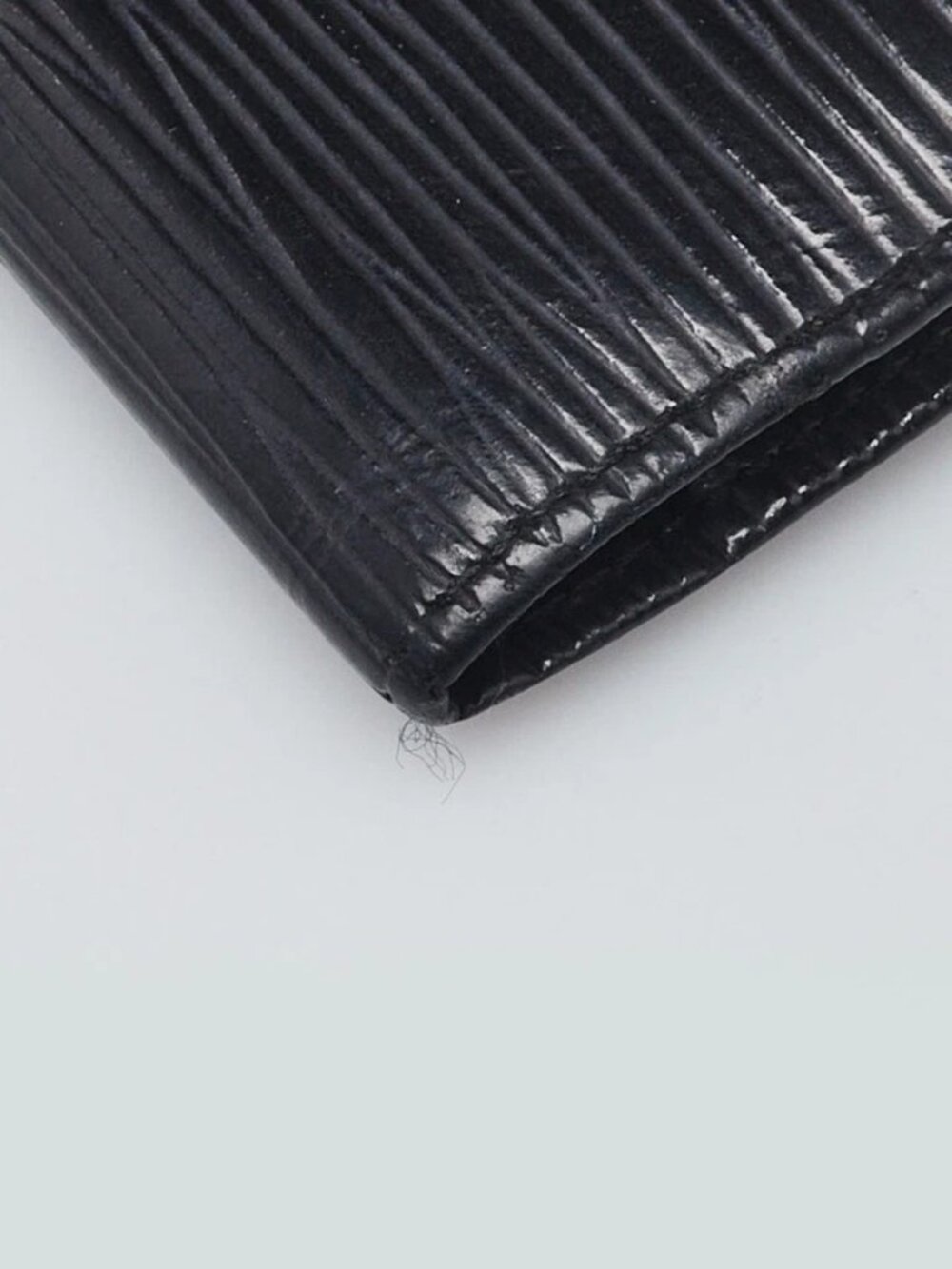 Louis Vuitton Black Epi Leather Porte-Tresor International Wallet - Picture 3 of 11